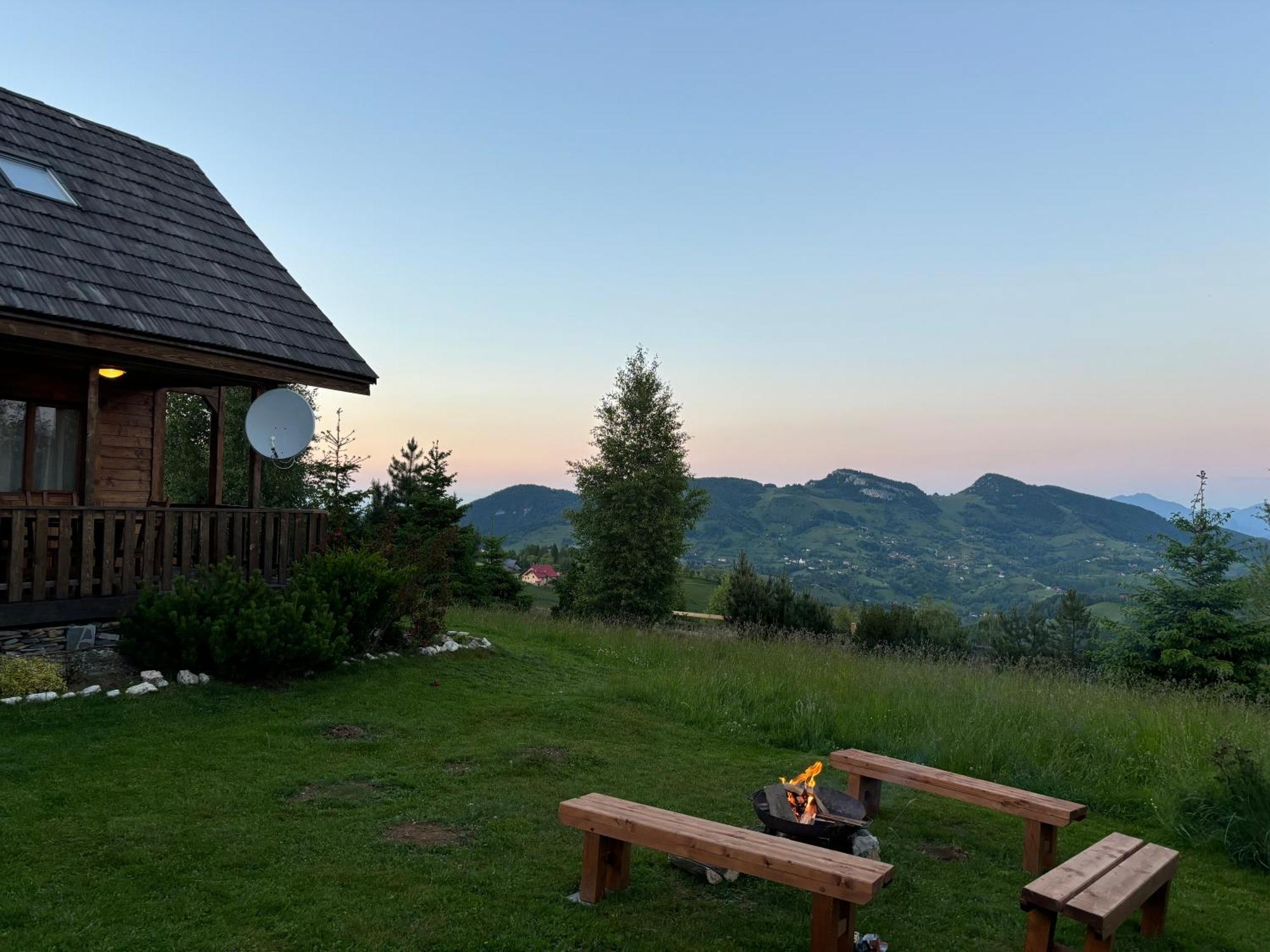 Chalet Ro Peștera Bagian luar foto